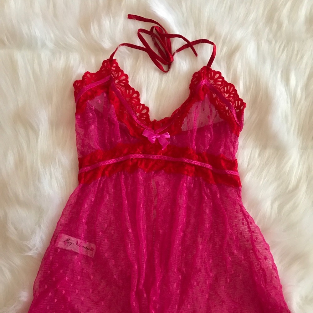 ｌｅｇ  ａｖｅｎｕｅ  ｐｉｎｋ  &  ｒｅｄ  ｂａｂｙｄｏｌｌ